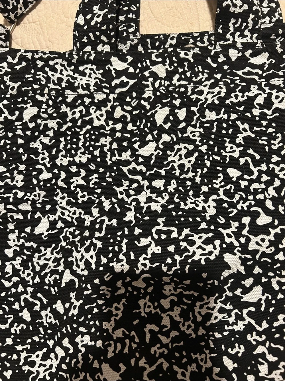 BAGGU Black and White Speckle Tote with Top Handles and Adjustable Strap